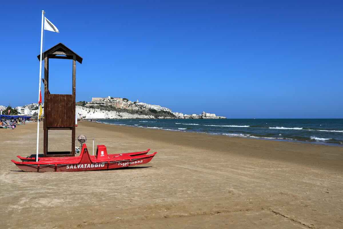 https://static.open.online/wp-content/uploads/2026/08/bagnino-sottomarina-di-chioggia.jpeg