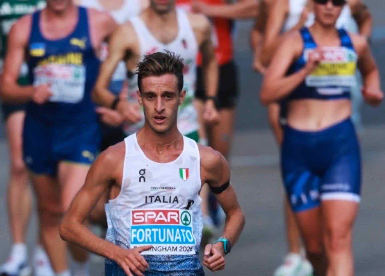 https://static.open.online/wp-content/uploads/2026/08/fortunato-maratona.jpg