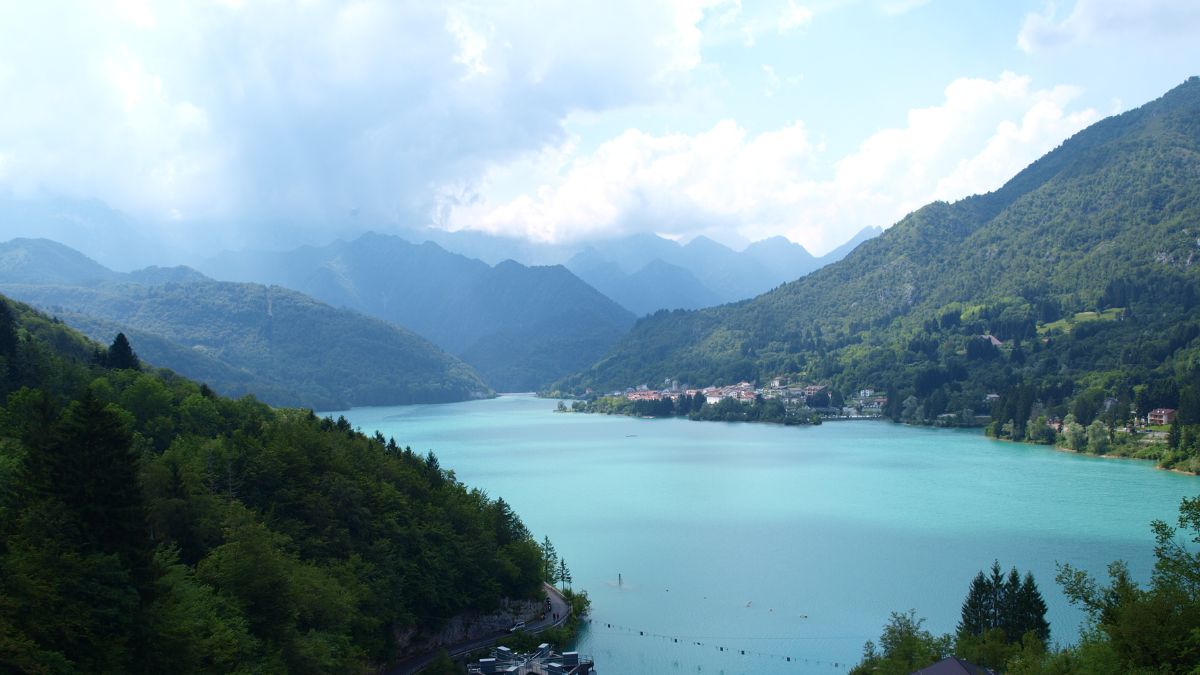 lago di barcis muore 24enne