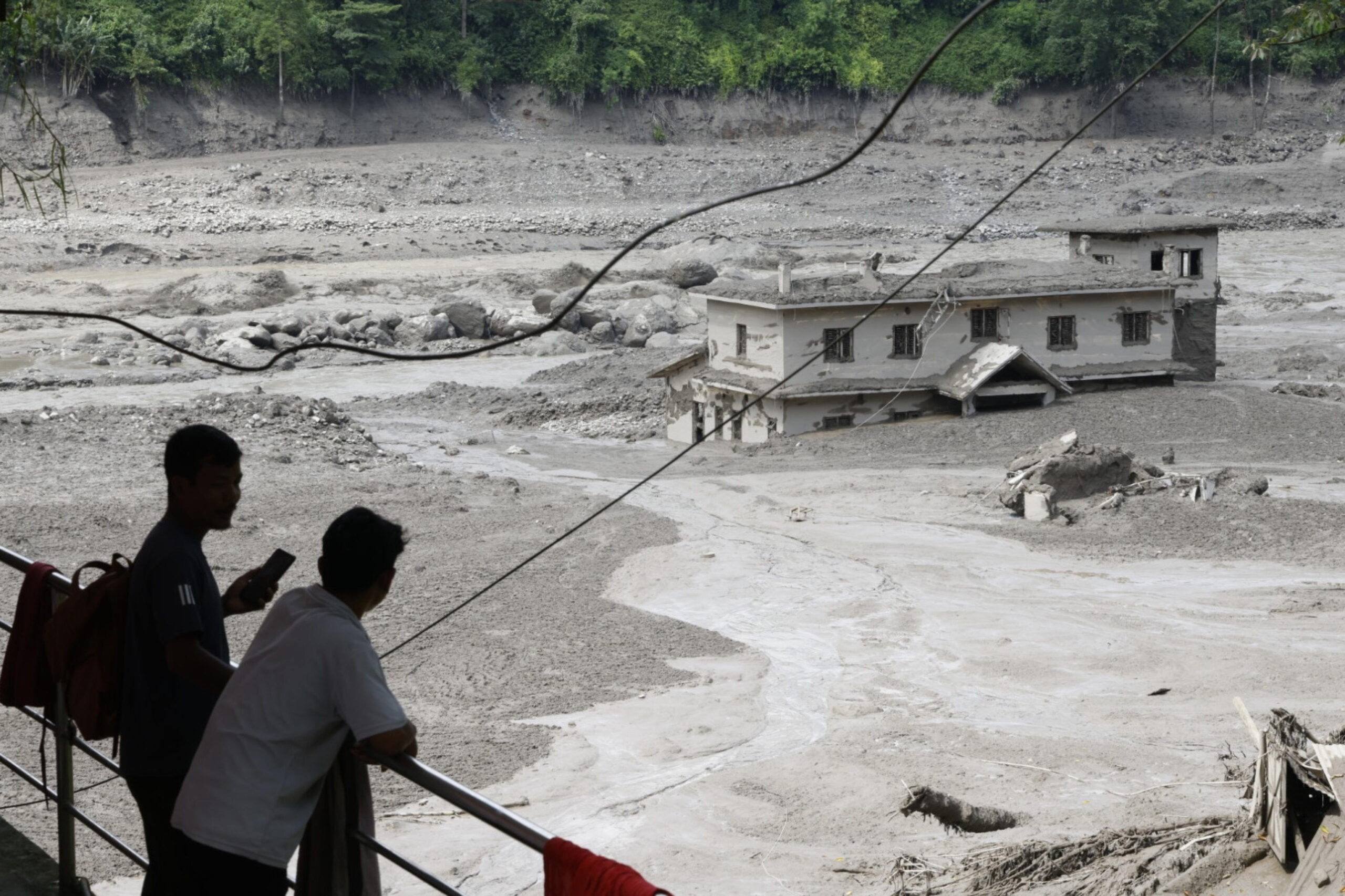 nepal-alluvione-morto