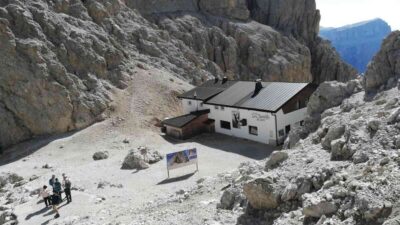 rifugio toni demetz