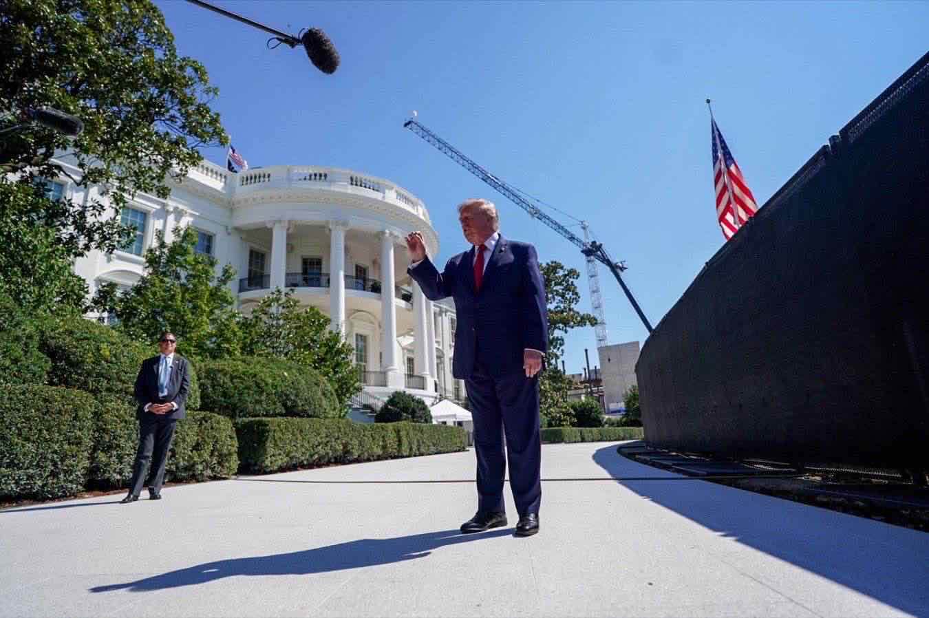 https://static.open.online/wp-content/uploads/2026/08/trump-2.jpg
