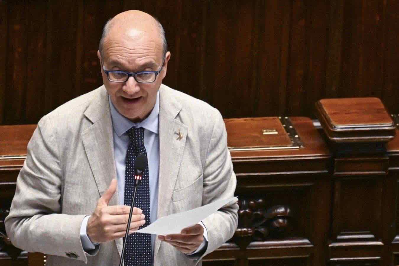 valditara-proposta-studio-italiano-genitori-stranieri