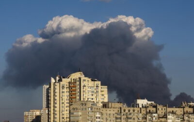 Esplosione a Kiev dopo raid aereo