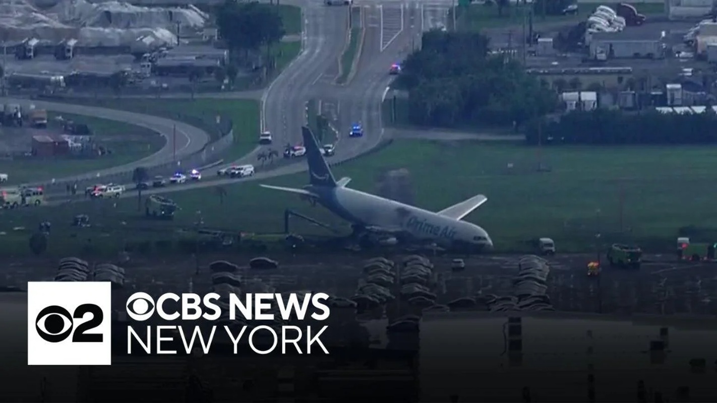 aereo cargo amazon incidente miami