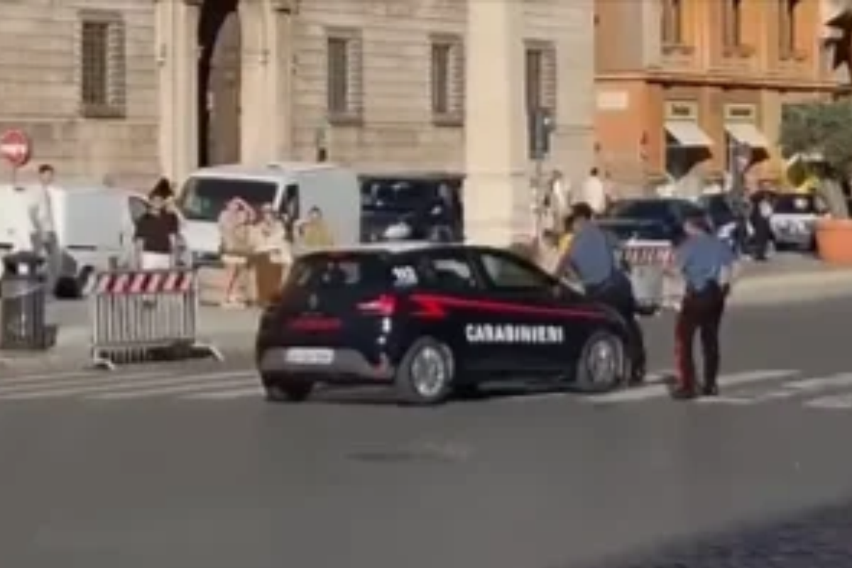 https://static.open.online/wp-content/uploads/2026/09/carabiniere-colpito-pattuglia.png