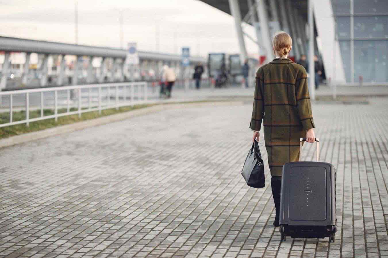 giovani italiani tornano in patria: lavorare all'estero non piace più