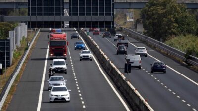 Autostrada Spagna bambino dimenticato