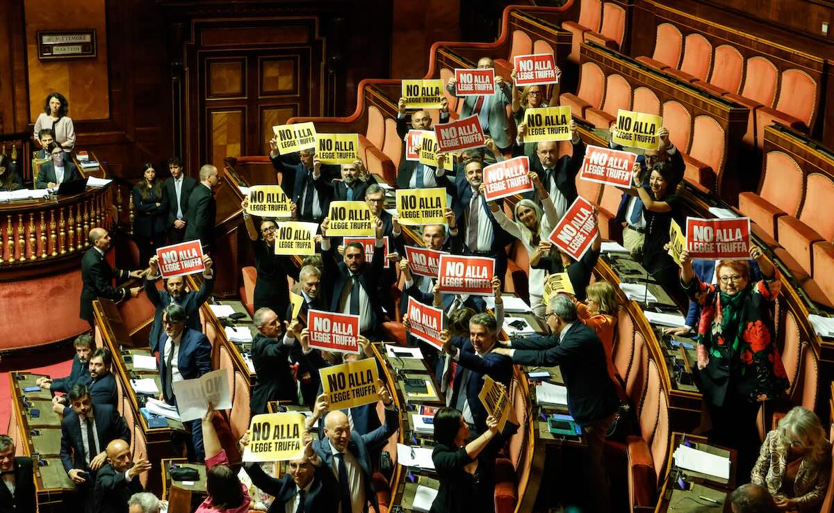 legge-elettorale-protesta