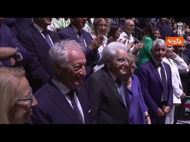Mattarella arriva alla partita dei campionati europei di pallavolo maschile a Napoli – Il video