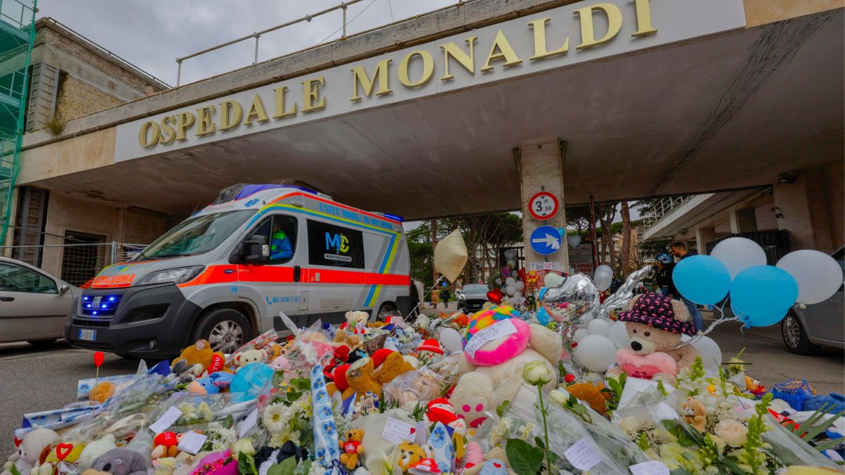 L’ospedale Monaldi di Napoli, dove fu eseguito il trapianto al piccolo Domenico