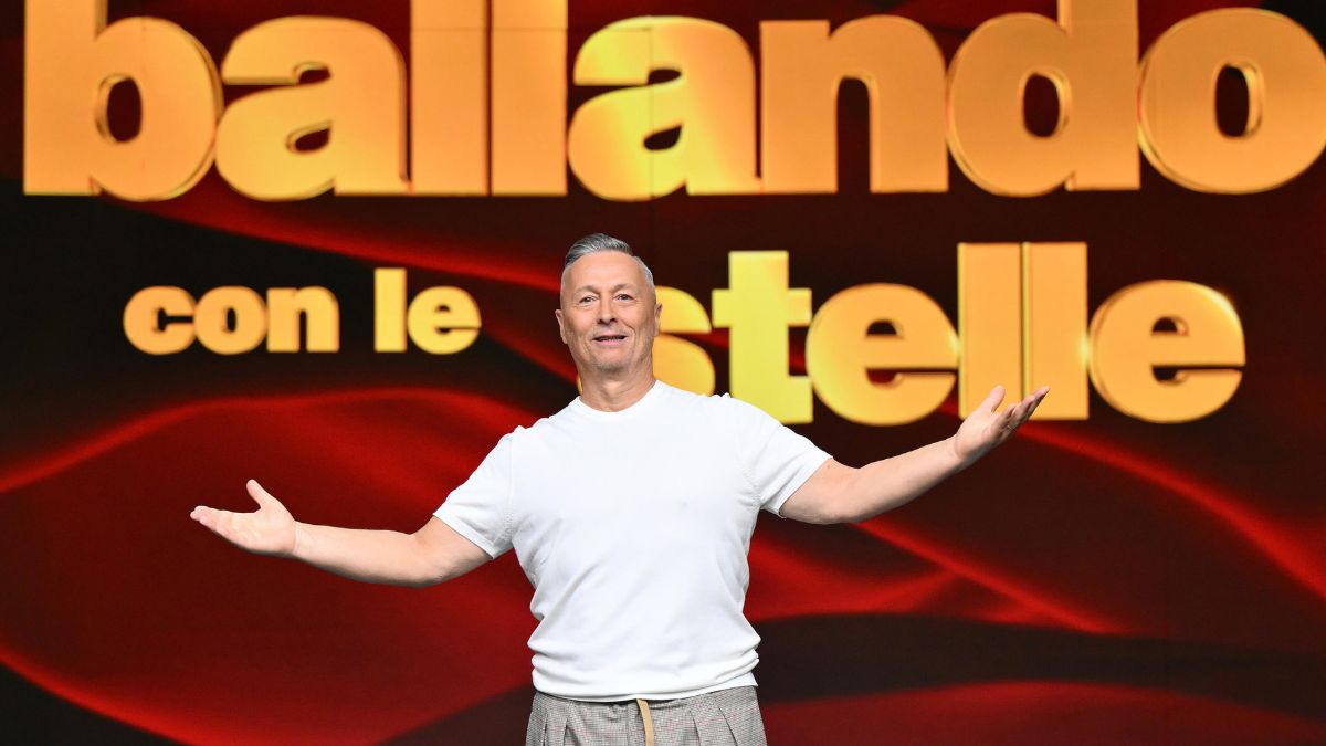 Il cantante Paolo Belli a Ballando con le stelle