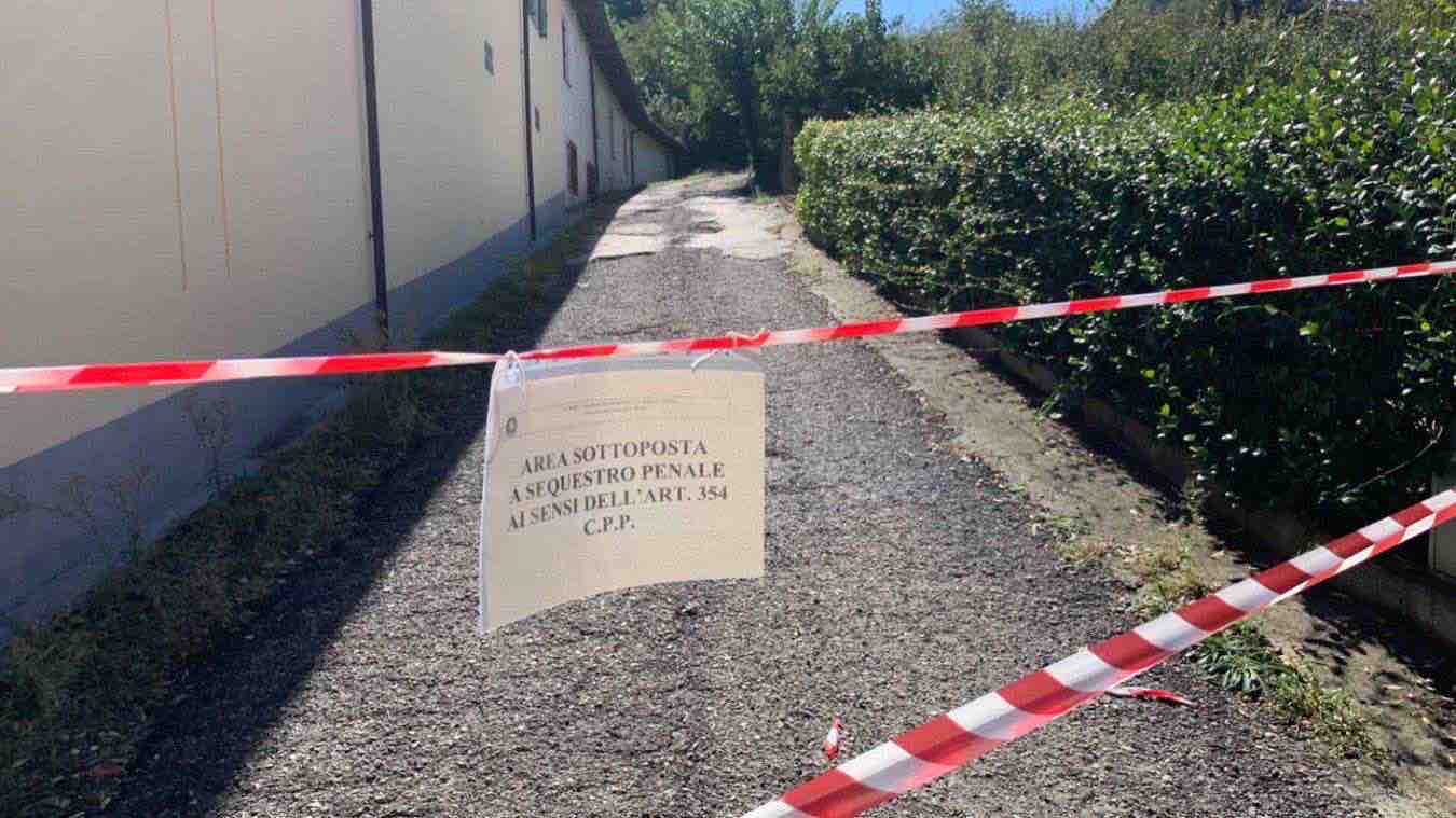 La strada che porta alla cascina di Roberto Mollo, che ha sparato e ucciso un ladro a Baldissero d'Alba