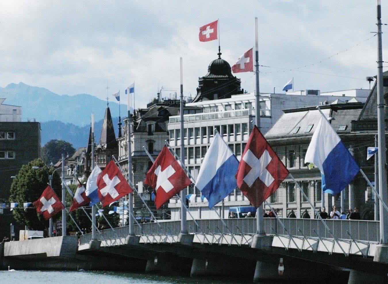 svizzera referendum neutralità