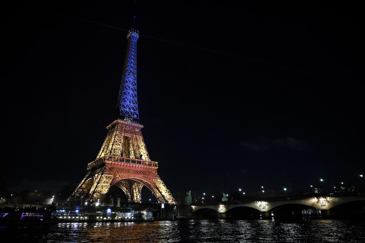 tour eiffel dipendenti discriminate
