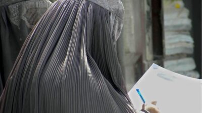 è stato vietato l'hijab nelle scuole austriache