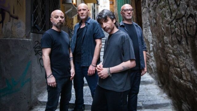 “Bidonville”, il nuovo disco politico dei 24 Grana: «Siamo cinquantenni ma con tanto da dire» – L’intervista