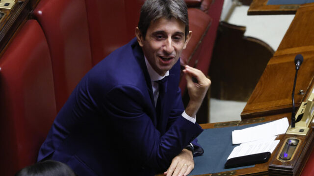 Giovanni Donzelli, Fratelli d'Italia, durante le dichiarazioni sul voto finale sulla Legge elettorale, Camera dei Deputati, Roma 8 ottobre 2026. ANSA/FABIO FRUSTACI