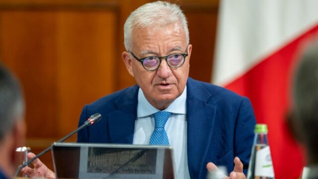 Il Sottosegretario alla Presidenza del Consiglio Mantovano