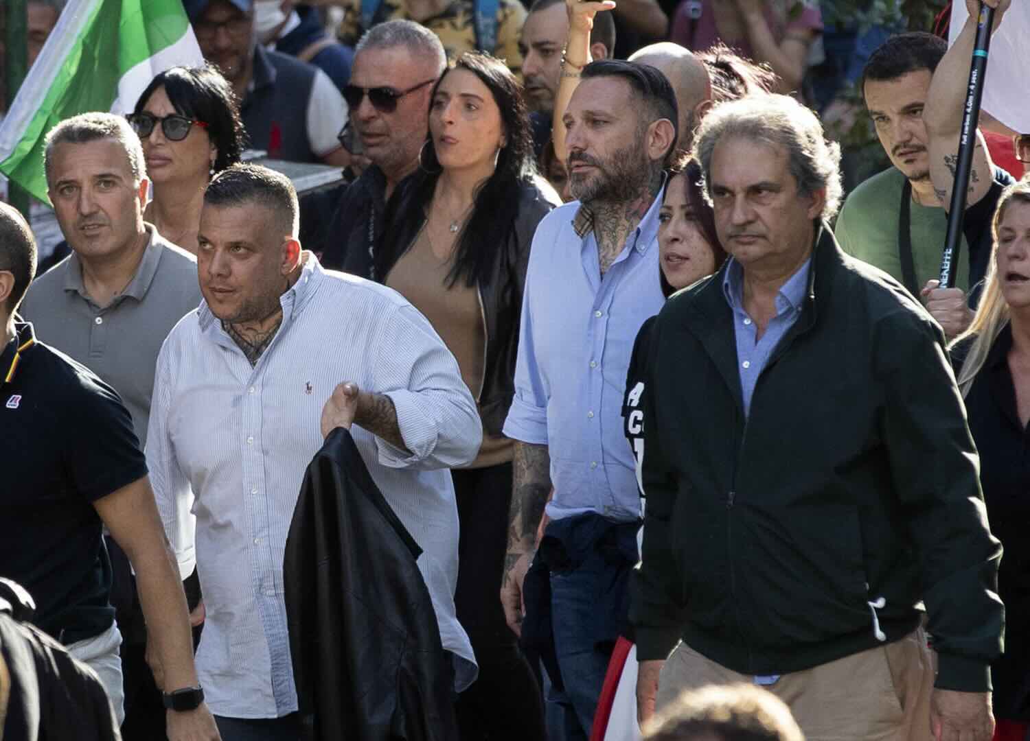 https://static.open.online/wp-content/uploads/2026/10/castellino-fiore.jpeg
