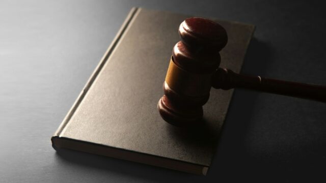 Donna chiede 50 mila euro di risarcimento per i figli mai avuti