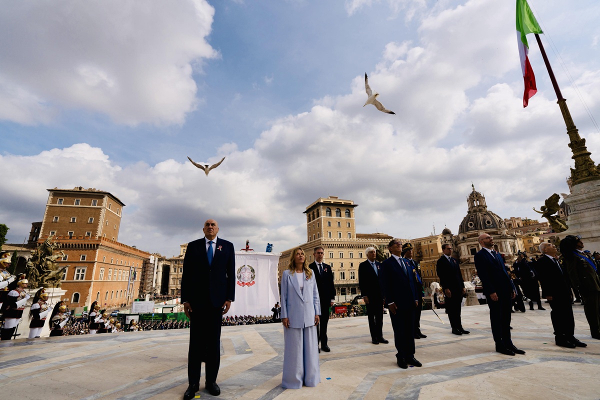 https://static.open.online/wp-content/uploads/2026/10/decreto-sicurezza-militari-milano-cosa-possono-fare.jpg