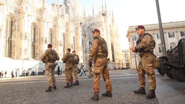 esercito-milano-manovra