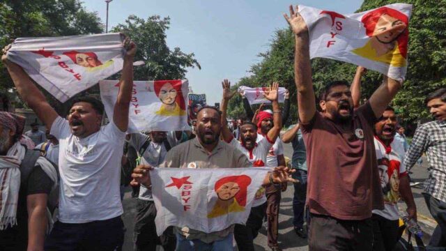india-proteste-partito-blatte-arresti-onu-video