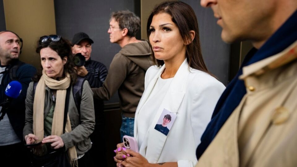 Jessica Moretti, proprietaria del Constllation bruciato a Capodanno 2026 e indagata per omicidio e lesioni