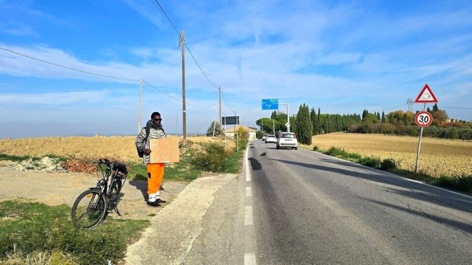 Mamadou Sy, 39enne senegalese faceva autostop vicino Rimini in cerca di un lavoro