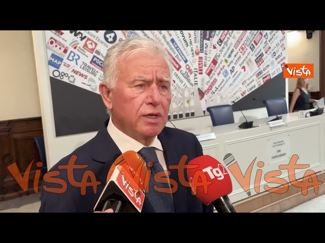 Gasparotti: Giornalisti si lamentavano di me con Berlusconi, ero molto duro – Il video