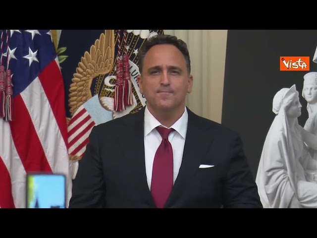 Il Nessun Dorma del tenore italo-americano Christopher Macchio alla Casa Bianca per il Columbus Day – Il video