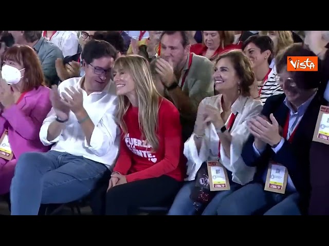 Sanchez alla moglie Begoña: Hanno provato a dividerci, ma siamo più uniti che mai. Grazie – Il video