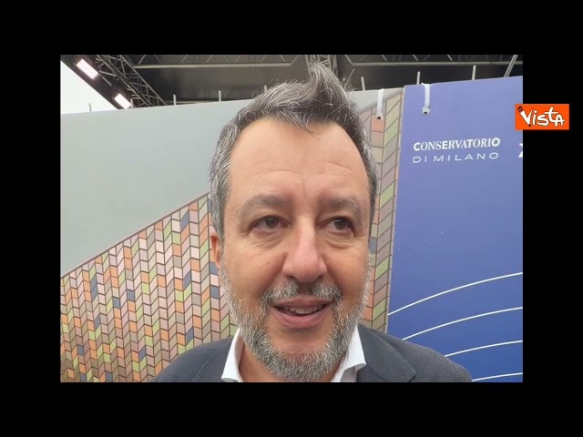 Guerriglia a Milano, Salvini: Deluso dai genitori, io avrei avuto paura di mio padre – Il video