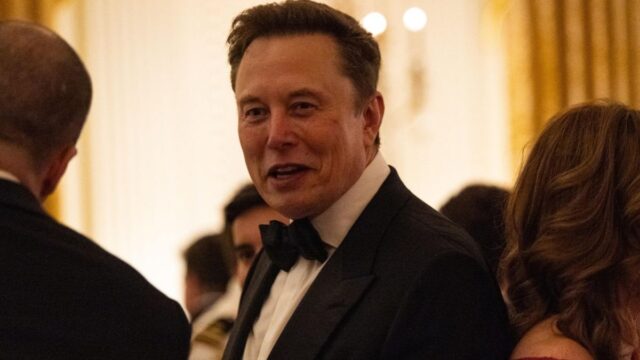Nel mondo futuro i soldi non avranno importanza per Musk