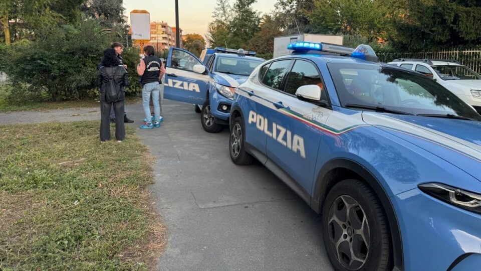 Polizia a Milano per una denuncia di estorsione