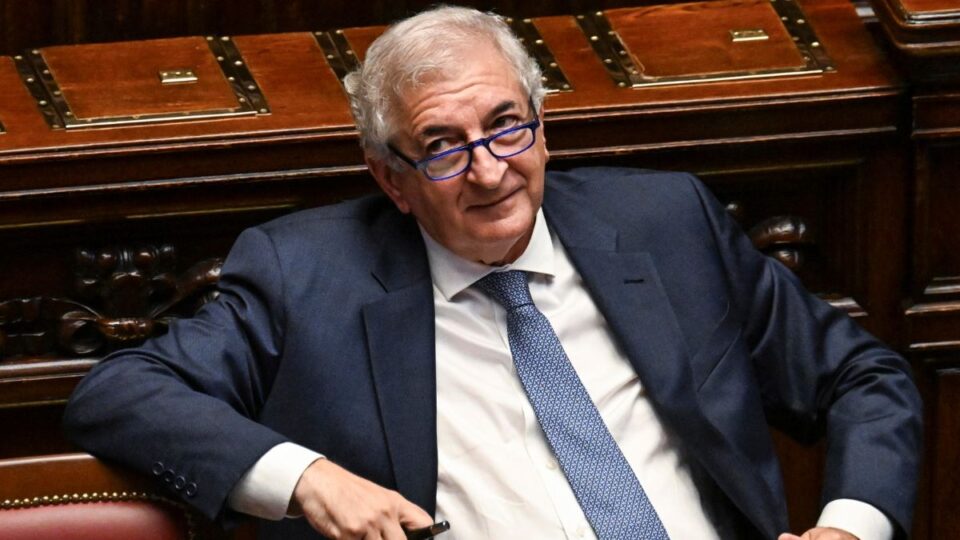 ministro per gli affari esteri tommaso foti