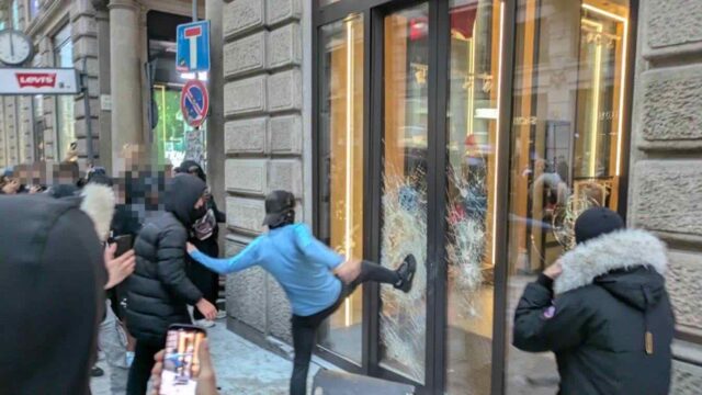 scontri a milano