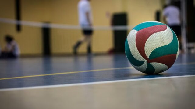 violenza sessuale allenatore pallavolo torino